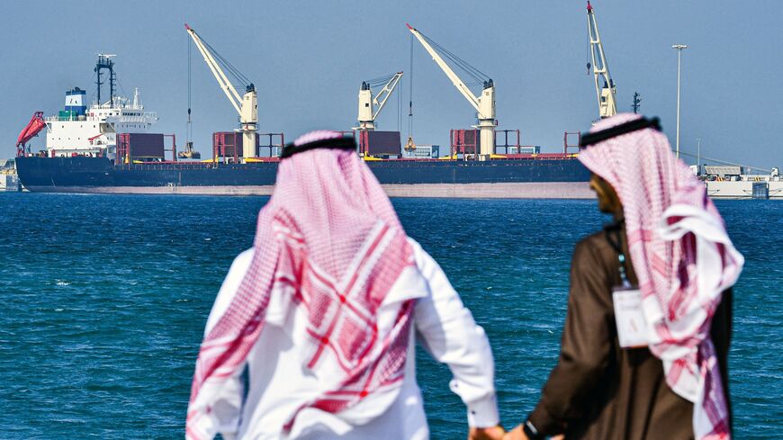 Saudi Arabia's Crude Oil Exports Decline