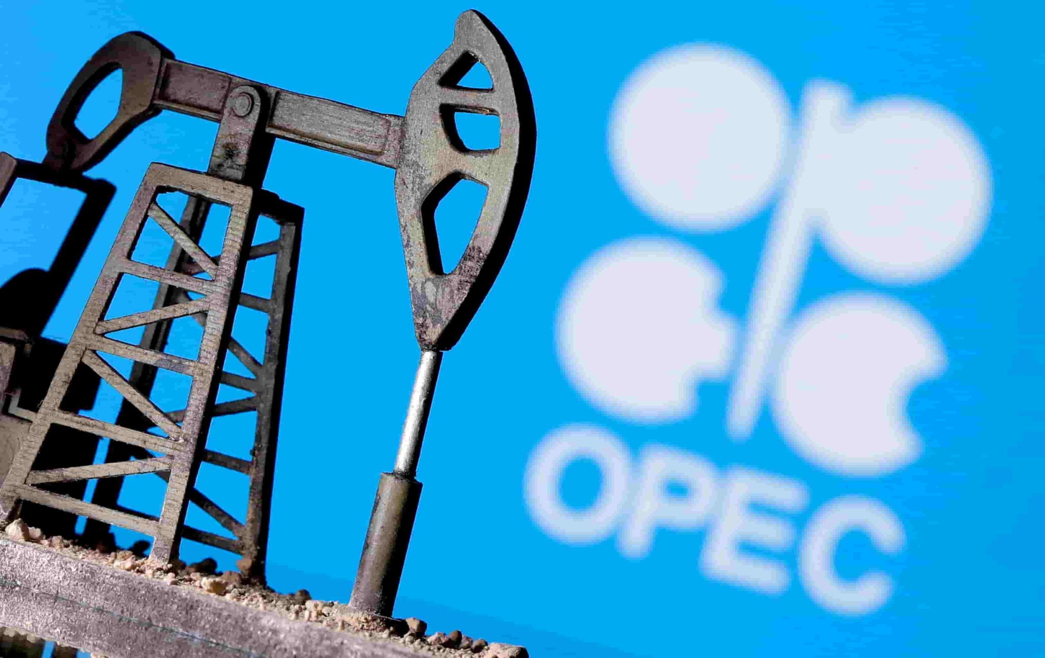 OPEC Reports Decline in March Oil Output; Iraq and Nigeria Lead Reduction