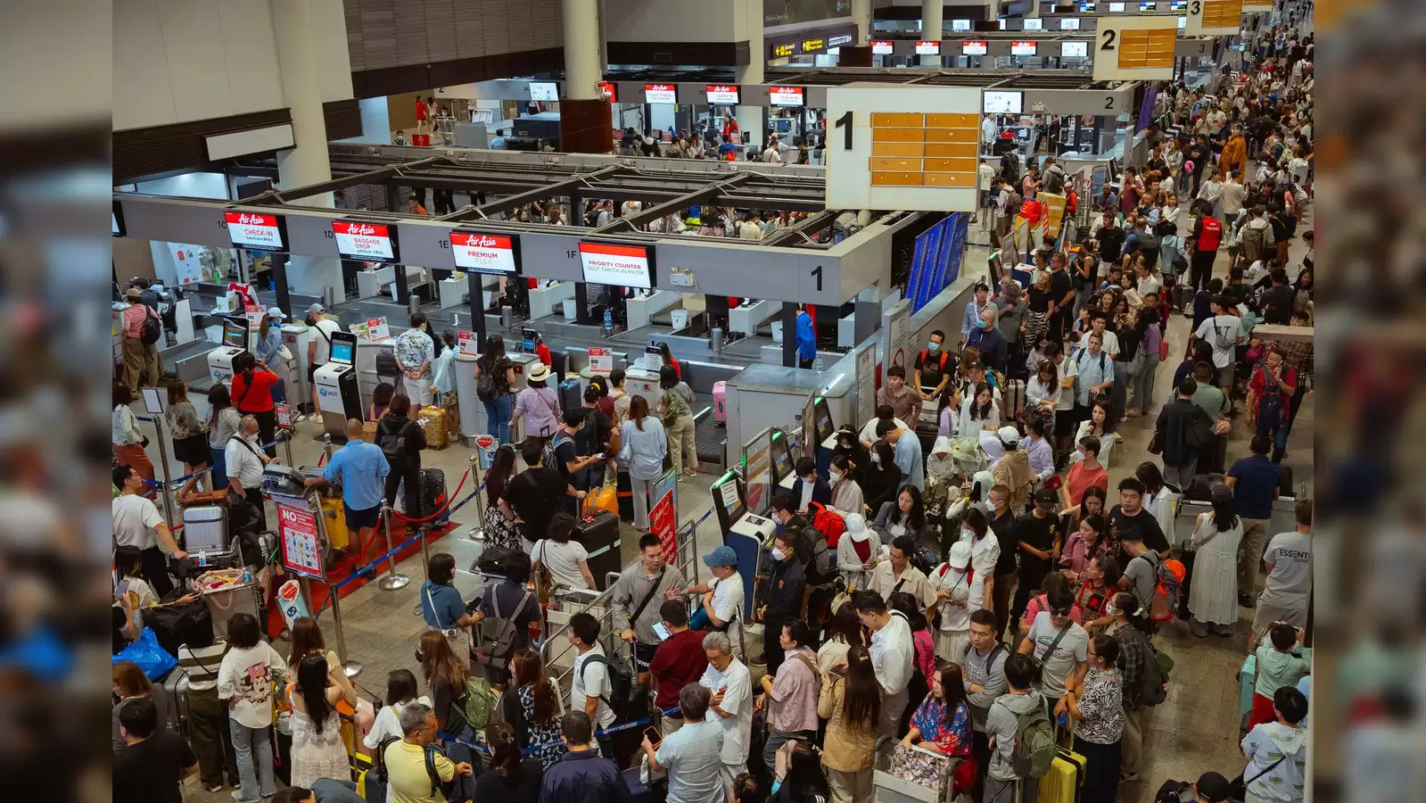 The Economic Impact of a Global Tech Outage: A Catastrophic Disruption (Expanded)