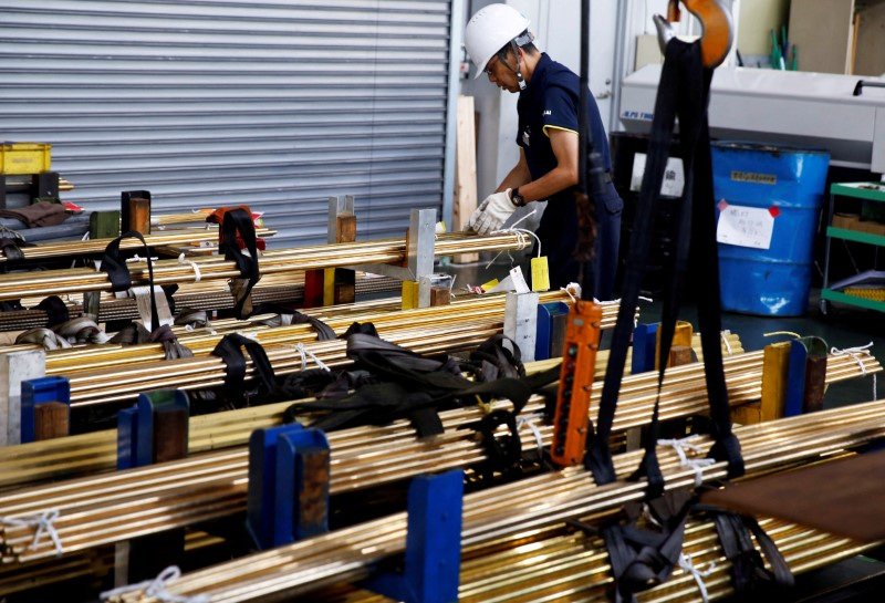 Japan's Factory Activity Softens for 6th Straight Month, Reliance on Services Grows