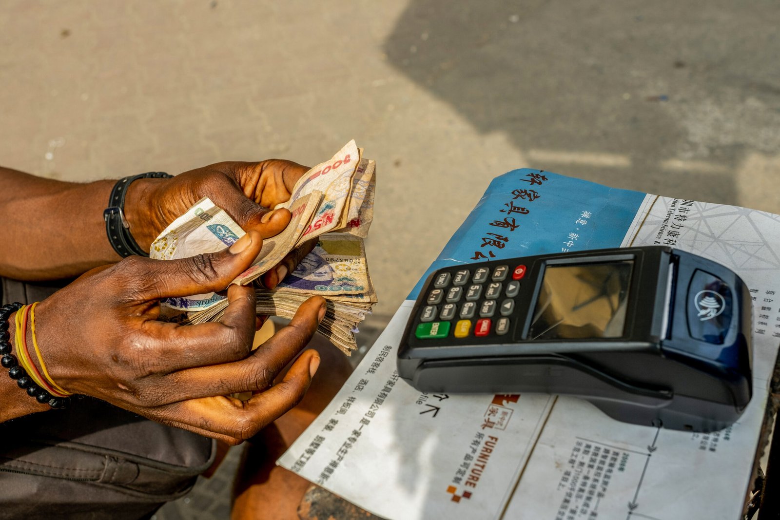 Nigerian Banks Enforce PoS Withdrawal Limits: N100,000 Daily, N500,000 Weekly