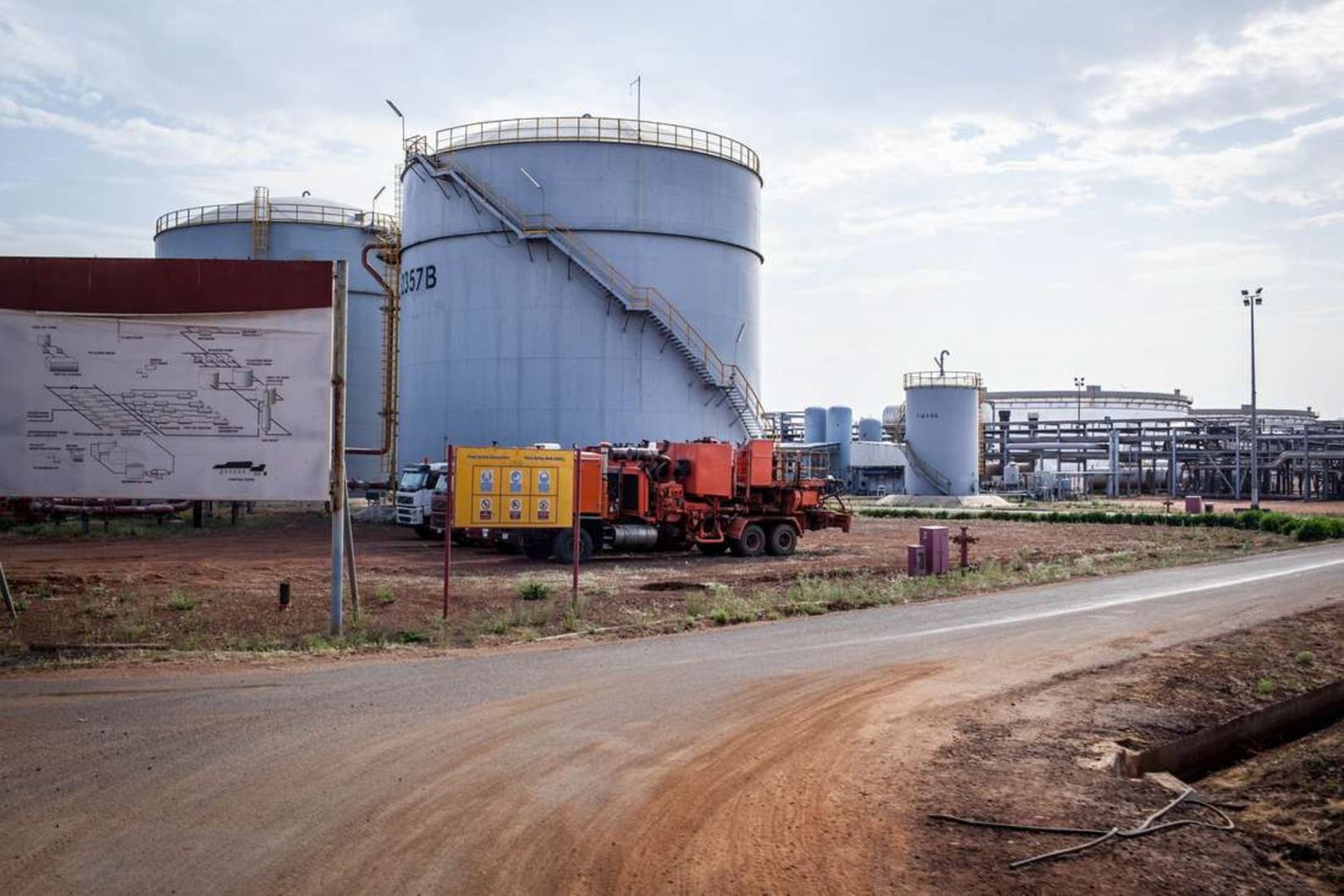 South Sudan Resumes Oil Production Amid Economic and Humanitarian Challenges