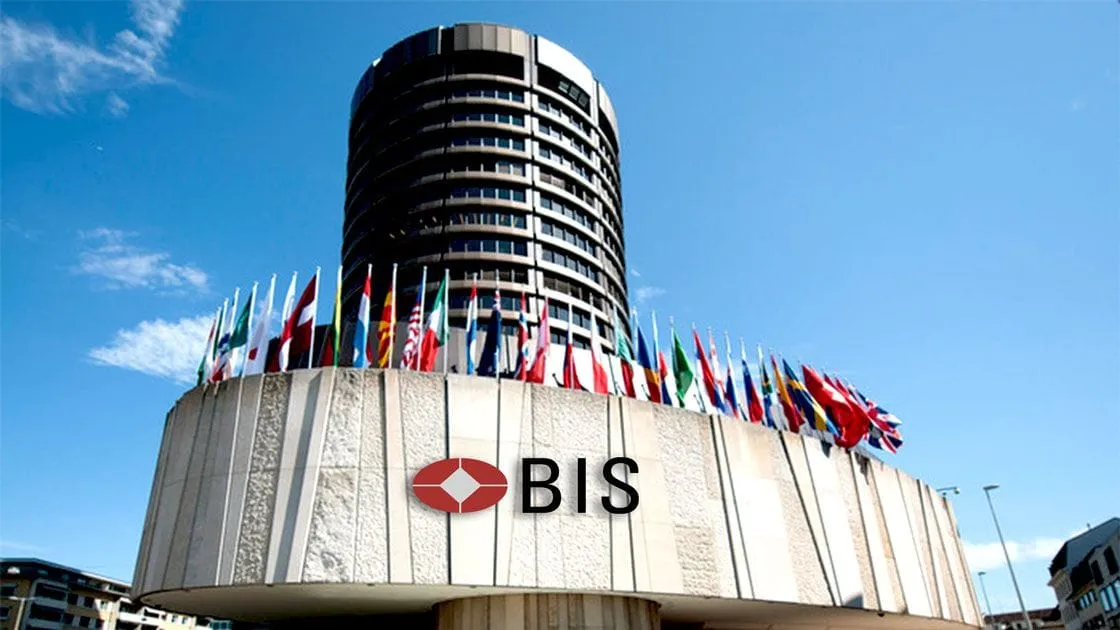 BIS warns against stablecoins in latest report, casting doubt on their role in future finance amid global digital currency developments