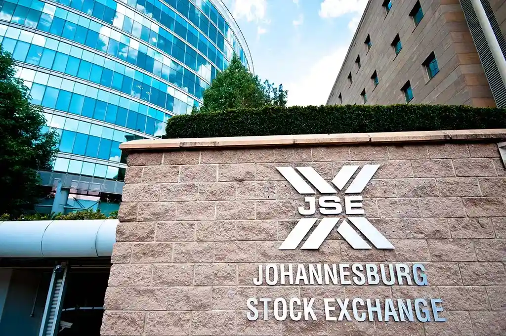 JSE Issues Fraud Warning, Carmakers Face Recalls Amidst Economic Shifts and Policy Progress in South Africa