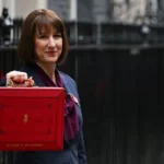 UK Borrowing Costs Hit 27-Year High Adding to Pressure on Reeves