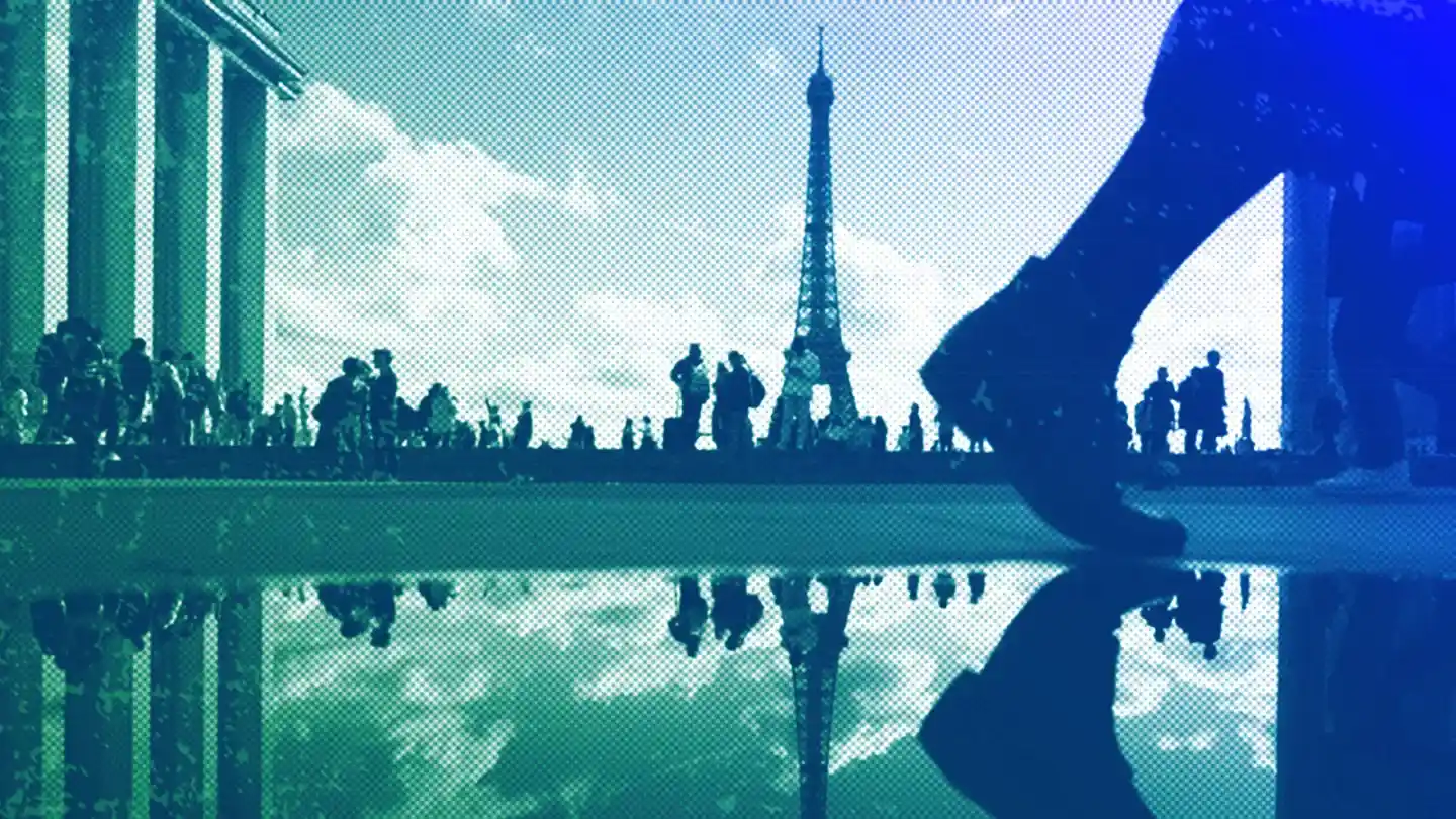 France Faces Sharp Economic Downturn as PMI Data Reveals Deepest Contraction Since Spring Crisis