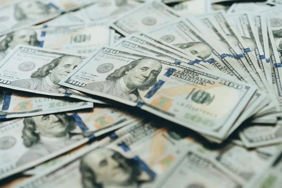 Dollar Slides to Multi-Month Lows as Markets Brace for Historic Fed Rate Cut Amid Unprecedented Political Pressure