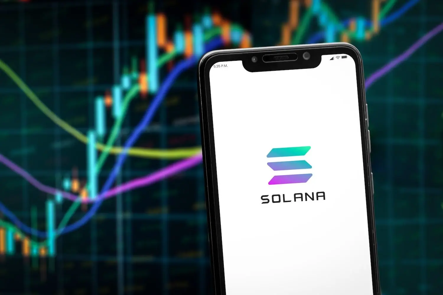 SOL Slumps 8% as Investors Pivot Into PayFi Plays