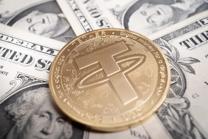 Tether’s $1 Billion Bitcoin Purchase Sparks Bubble Fears Amid Institutional Divide