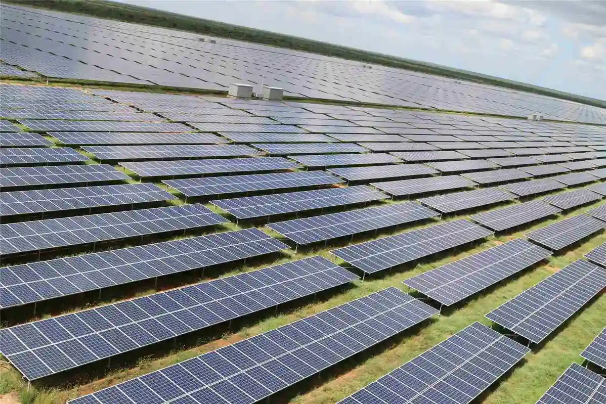 Chinese Solar Tech Firm LOBO Secures KSh154M Deal for Kenya's Pioneering Green Township Development