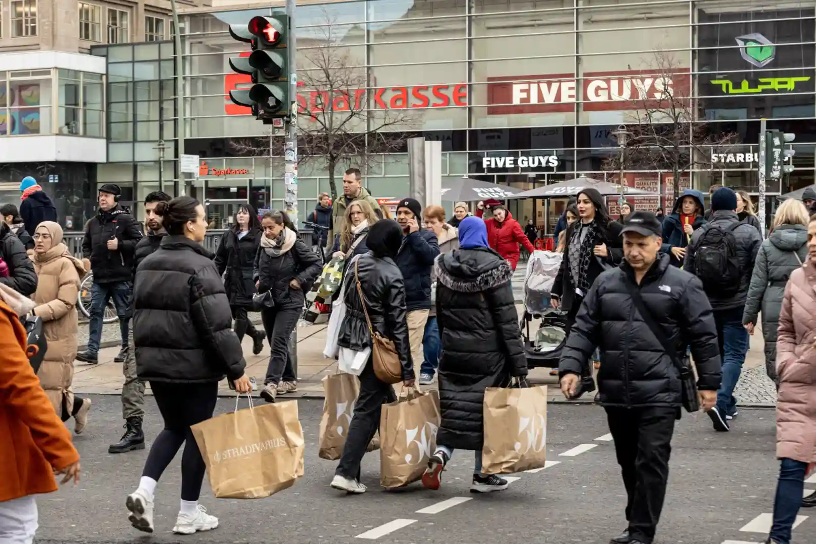 Euro Zone Inflation Climbs to 2.2% in November as Services Costs Drive Uptick, Solidifying ECB Rate Pause Expectations