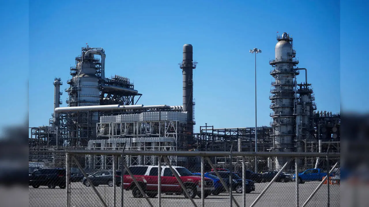 Japan Taps Strategic Oil Reserves as Strait of Hormuz Crisis Shakes Global Energy Markets