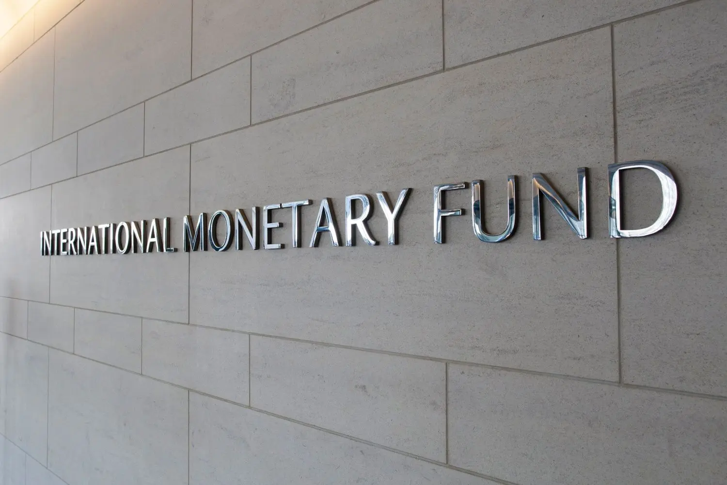 IMF Working Paper Reveals Stablecoins Now Move US Treasury Yields, Reshaping the Boundary Between Crypto and Monetary Policy