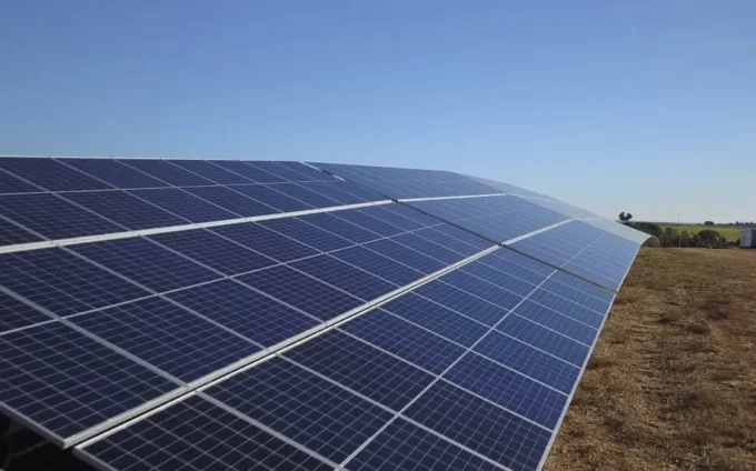 South Africa’s $240M Thakadu Solar Project Secures Financing as Corporate Demand Accelerates Renewable Investment