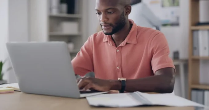 Illustration comparing different places to keep money, including a bank account, mobile wallet, and investment assets, highlighting options for saving, liquidity, and wealth growth.