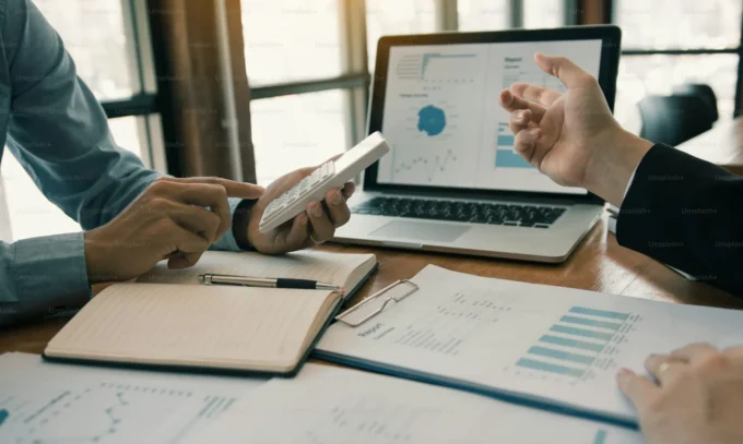 Introduction to personal financial planning covering budgeting, saving, investing, and building a strong financial foundation