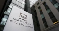 Canada’s financial system risks rising amid household debt pressures, housing market vulnerabilities, and credit stress flagged by the Bank of Canada.