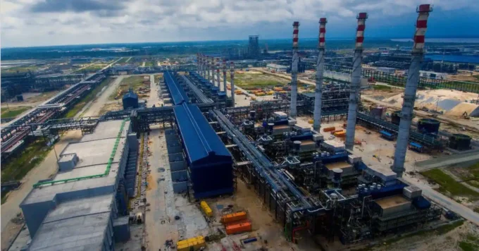 Dangote sues Nigeria again over fuel import permits in an escalating dispute over the downstream oil sector