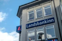 Landsbankinn raises 300 million euro in oversubscribed green bond sale with strong investor demand