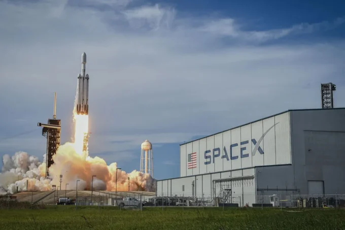 SpaceX prepares for a 2026 IPO under ticker SPCX, targeting a $1.75 trillion valuation in what could be the largest listing in history
