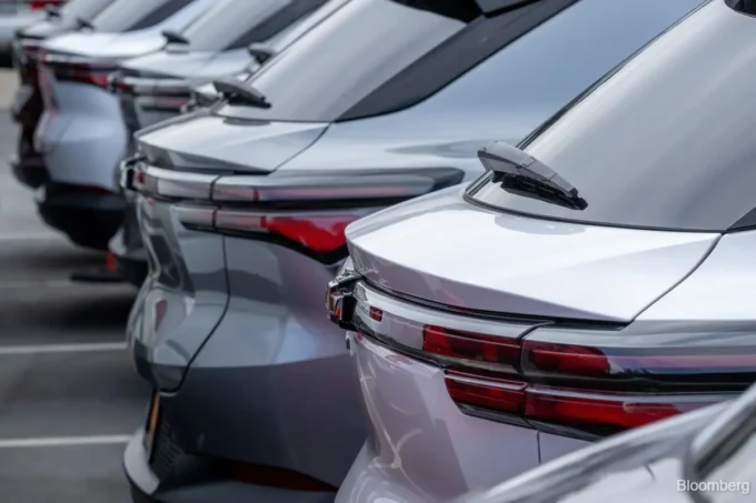 Electric vehicle demand outlook weakens as reduced US policy support creates uncertainty for EV market growth