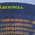 Iberdrola secures €1.5 billion through a green bond issuance to finance grid infrastructure and renewable energy investments.