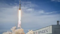 SpaceX shares face their first major test after a strong post-IPO rally as investors assess valuation, growth prospects, and market conditions