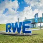 RWE raises 1.5 billion euros through a green bond issuance to finance renewable energy projects and support Europe's clean energy transition.