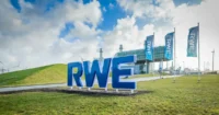 RWE raises 1.5 billion euros through a green bond issuance to finance renewable energy projects and support Europe's clean energy transition.