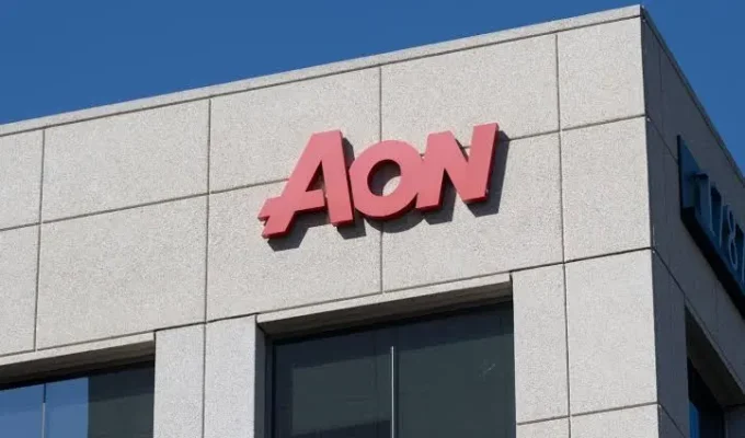 Aon prices US$13.5 billion debt sale to fund the USI acquisition, highlighting corporate debt, acquisitions, insurance brokerage, and capital markets