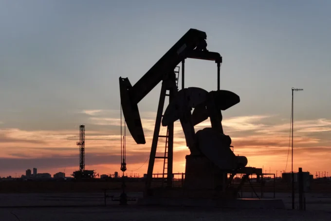 Brent crude falls below $100 as Gulf supply hopes improve, highlighting oil prices, crude supply, energy markets, and global economic conditions