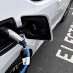 Kenya’s energy regulator removes the 15,000 kWh monthly ceiling on the special e-mobility electricity tariff for EV charging businesses.