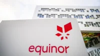 Equinor and partners Petoro and TotalEnergies discover oil and gas at the Grimsnes exploration well near Norway’s Oseberg field, with estimated recoverable resources of 19 million to 50 million barrels of oil equivalent.