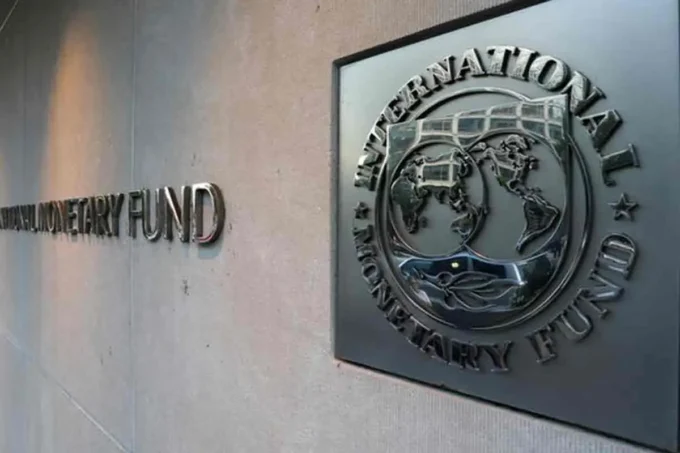 IMF warns that an AI stock market crash could shake global markets, highlighting AI valuations, technology stocks, financial stability, and investor risk