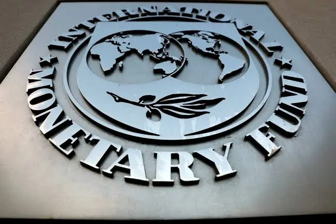 IMF warns that global economic resilience masks rising debt risks, highlighting sovereign debt, fiscal pressures, financial stability, and global economic outlook