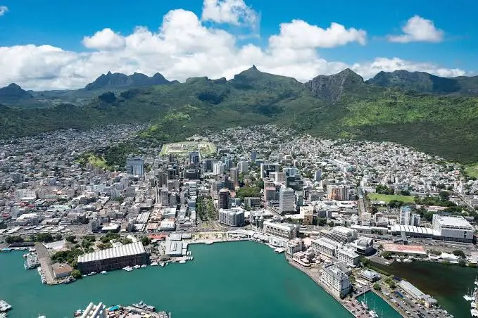 Mauritius tops Africa’s investment ranking as Nigeria rises, highlighting foreign investment, business climate, capital flows, and African economies