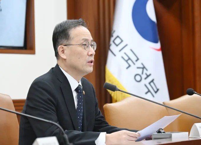 South Korea prepares to launch its Global Verified Carbon Market in 2027, creating an international platform for trading verified greenhouse gas reduction credits.
