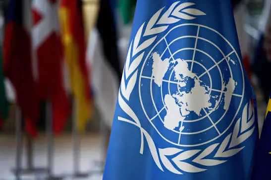 UN forecasts global economic growth at 2.6% as trade risks rise, highlighting GDP growth, global trade, tariffs, and economic uncertainty
